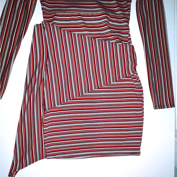 Nasty Gal abstract  Assymetrycal longsleeve mini dress size 4 - Picture 2 of 11